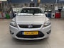 Ford Focus 1.8 16V 125PK Limited | Airco | Trekhaak | Navigatie | LM velgen | Voorruit verwarming | Nieuwe APK | NAP | Rijklaar prijs!