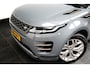 Land Rover Range Rover Evoque 1.5 P300e AWD R-Dynamic SE | Leder | Adaptive Cruise | Dodehoek Detectie | Elekt. Achterklep | Stoel / Stuur & Voorruitverwarming
