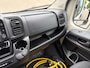 Opel Movano-e Electric L3 3.5t Zwaar 110kWh | 22 kW BOORDLADER | 8 JAAR GARANTIE | 3-ZITS | DAKFLITSER | ALL SEASON BANDEN | APPLE CARPLAY / ANDROID AUTO | CAMERA | KEYLESS |  Bluetooth | Lederen stuurwiel | Keyless Entry | Automatische airco | Volwaardig reservewiel