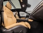 Volvo XC90 2.0 T8 Recharge AWD Plus Bright 7 Persoons 456Pk Automaat (ULTIMATE DARK, PANORAMADAK, LUCHTVERING, BOWERS&WILKINS, ALCANTARA HEMELBEKLEDING, HEAD-UP DISPLY, MEMORY SEATS, 360 CAMERA, STOELVENTILATIE, TREKHAAK, NIEUWSTAAT)