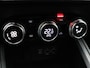 Renault Clio 100pk TCe Initiale Paris | Lederen bekleding | BOSE | Stoel- en stuurwielverwarming | Full Led |
