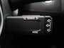 Renault Clio 100pk TCe Initiale Paris | Lederen bekleding | BOSE | Stoel- en stuurwielverwarming | Full Led |