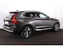 Volvo XC60 T6 Recharge AWD Core Bright - Panorama/schuifdak - IntelliSafe Assist & Surround - Adaptieve LED koplampen - Parkeercamera achter - Verwarmde voorstoelen, stuur & achterbank - Parkeersensoren voor & achter - Draadloze tel. lader - Standkachel - Extra getint glas - 18' LMV