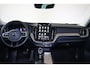 Volvo XC60 T6 Recharge AWD Plus Dark - Panorama/schuifdak - IntelliSafe Assist & Surround - 360º Camera - Harman/Kardon audio - Adaptieve LED koplampen - Verwarmde voorstoelen, stuur & achterbank - Parkeersensoren voor & achter - Elektr. bedienb. voorstoelen met geheugen - Head up display - Draadloze tel. lader - Extra getint glas - 19' LMV