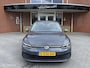Volkswagen Golf Variant 1.0 eTSI Life Automaat als nieuw 2023 1e Eigenaar | PDC V+A | Navigatie | ACC | LED | LM V