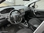 Peugeot 208 1.2 PureTech Active Automaat met maar 40.657km | PDC Achter | Navigatie | Cruise | Bluetoo