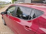 Hyundai i10 1.0i i-Motion Comfort Plus | Airco | LM Velgen | Stoel en stuurverwarming | Privacy glas |