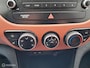 Hyundai i10 1.0i i-Motion Comfort Plus | Airco | LM Velgen | Stoel en stuurverwarming | Privacy glas |