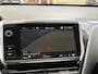 Peugeot 2008 1.2 PureTech Signature Vol Automaat | Airco | PDC Achter | Navi | Bluetooth | Privacy Glas