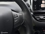 Peugeot 2008 1.2 PureTech Signature Vol Automaat | Airco | PDC Achter | Navi | Bluetooth | Privacy Glas