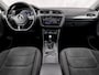 Volkswagen Tiguan 1.4 TSI 4Motion R-Line Sport 150Pk Automaat (VIRTUAL COCKPIT, APPLE CARPLAY, GROOT NAVI, 360 CAMERA, ALCANTARA, KEYLESS, SPORTSTOELEN, STOELVERWARMING, GETINT GLAS, ELEK ACHTERKLEP, NIEUWSTAAT)