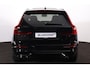 Volvo XC60 T8 Recharge AWD Plus Black Edition - Luchtvering - Panorama/schuifdak - IntelliSafe Assist & Surround - 360º Camera - Harman/Kardon audio - Adaptieve LED koplampen - Verwarmde voorstoelen, stuur & achterbank - Parkeersensoren voor & achter - Elektr. bedienb. voorstoelen met geheugen - Head up display - Draadloze tel. lader - Extra getint glas - Inklapbare trekhaak - 21' LMV