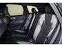 Volvo XC60 T8 Recharge AWD Plus Black Edition - Luchtvering - Panorama/schuifdak - IntelliSafe Assist & Surround - 360º Camera - Harman/Kardon audio - Adaptieve LED koplampen - Verwarmde voorstoelen, stuur & achterbank - Parkeersensoren voor & achter - Elektr. bedienb. voorstoelen met geheugen - Head up display - Draadloze tel. lader - Extra getint glas - Inklapbare trekhaak - 21' LMV