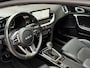 Kia Ceed Sportswagon 1.6 GDI PHEV ExecutiveLine | Facelift | Lederen bekleding | Adaptieve cruise | Navigatie | Camera | Stoelverwarming voor&achter | Stoelkoeling | Apple CarPlay | LED | DAB | Keyless entry&start | 17 inch velgen | Dodehoekdectectie | Elektrische achterklep | Volledig dealeronderhouden