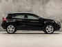 Mercedes-Benz GLA 180 Sport Automaat (GROOT NAVI, LEDER, STOELVERWARMING, SPORTSTOELEN, ZWART HEMEL, CRUISE, NIEUWE APK, NIEUWSTAAT)