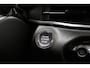 Abarth 600e Abarth Turismo 54 kWh | 20'' lichtmetalen velgen | Sabelt sportstoelen | Zwarte hemelbekleding | Alcantara sportstuur | Sperdifferentieel | Uit voorraad leverbaar!