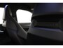 Abarth 600e Abarth Turismo 54 kWh | 20'' lichtmetalen velgen | Sabelt sportstoelen | Zwarte hemelbekleding | Alcantara sportstuur | Sperdifferentieel | Uit voorraad leverbaar!