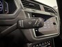 Volkswagen Tiguan 1.5 TSI R-Line Business+ | Panoramdak | Trekhaak | Dodehoek Detectie | Achteruitrijcamera | Stoel- en stuurverwarming