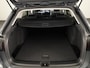 Volkswagen Golf variant Life Business 1.5 TSI 85 kW 116 pk | Verlengde garantie | Navigatie | Parkeersensoren | Adaptieve cruise control | Elektr. bestuurdersstoel met geheugen | Stoelverwarming |