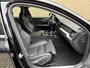 Volvo V60 2.0 T6 Recharge 340pk AWD Long Range | Inscription | Trekhaak wegklapbaar | Lederen bekleding | Camera | Navigatie | Stoelverwarming | Apple CarPlay | Adaptieve cruise | Lane assist | 18 inch velgen | Full-LED | Elektrische achterklep | Dealeronderhouden
