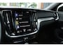 Volvo V60 2.0 T8 Twin Engine AWD R-Design|Memory|Stoelverwarming|BLIS|Camera|Pano|