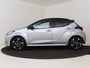 Toyota Yaris 1.5 Hybrid 130 Launch Edition | Dealer onderhouden | JBL | Head-Up Display | Dodehoek detectie | stoel+stuurverwarming | Parkeersensoren voor+achter | Apple CarPlay/Android auto | Cruise Control Adaptive |