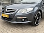 Volkswagen Passat CC 1.8 TSI 4p. Airco Stuurwielbediening Schuif kantel dak Bluetooth Navigatie 4-Persoons