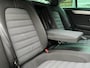 Volkswagen Passat CC 1.8 TSI 4p. Airco Stuurwielbediening Schuif kantel dak Bluetooth Navigatie 4-Persoons
