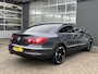 Volkswagen Passat CC 1.8 TSI 4p. Airco Stuurwielbediening Schuif kantel dak Bluetooth Navigatie 4-Persoons