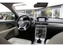 Volvo V70 1.6 T4 Momentum*Perfect Onderh.*NL-Auto*Trekhaak/Navi/Leder/Cruise-Control/Climate-Control/Parkeersens.*