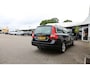 Volvo V70 1.6 T4 Momentum*Perfect Onderh.*NL-Auto*Trekhaak/Navi/Leder/Cruise-Control/Climate-Control/Parkeersens.*