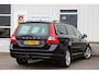 Volvo V70 1.6 T4 Momentum*Perfect Onderh.*NL-Auto*Trekhaak/Navi/Leder/Cruise-Control/Climate-Control/Parkeersens.*