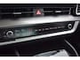 Kia Sportage 1.6 T-GDi Hybrid DynamicPlusLine | Panorama/schuifdak | Stoel & Stuurverwarming | Apple carplay & Android auto | Elektrische acherklep | Tot 10j. Kia garantie |