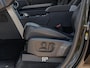 Land Rover Discovery D300 R-Dynamic SE