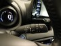 Toyota Yaris 1.5 Hybrid Dynamic - ORIGINEEL NEDERLANDSE AUTO - TREKHAAK (450KG TREKGEWICHT) - AUTOMATISCHE AIRCO - ACHTERUITRIJCAMERA - PARKEERSENSOREN ACHTER - KEYLESS ENTRY/START - LED KOPLAMPEN - APPLE CARPLAY/ANDROID AUTO