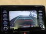 Toyota Yaris 1.5 Hybrid Dynamic - ORIGINEEL NEDERLANDSE AUTO - TREKHAAK (450KG TREKGEWICHT) - AUTOMATISCHE AIRCO - ACHTERUITRIJCAMERA - PARKEERSENSOREN ACHTER - KEYLESS ENTRY/START - LED KOPLAMPEN - APPLE CARPLAY/ANDROID AUTO