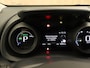 Toyota Yaris 1.5 Hybrid Dynamic - ORIGINEEL NEDERLANDSE AUTO - TREKHAAK (450KG TREKGEWICHT) - AUTOMATISCHE AIRCO - ACHTERUITRIJCAMERA - PARKEERSENSOREN ACHTER - KEYLESS ENTRY/START - LED KOPLAMPEN - APPLE CARPLAY/ANDROID AUTO