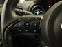 Toyota Yaris 1.5 Hybrid Dynamic - ORIGINEEL NEDERLANDSE AUTO - TREKHAAK (450KG TREKGEWICHT) - AUTOMATISCHE AIRCO - ACHTERUITRIJCAMERA - PARKEERSENSOREN ACHTER - KEYLESS ENTRY/START - LED KOPLAMPEN - APPLE CARPLAY/ANDROID AUTO