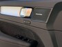 Volvo XC40 2.0 B4 Plus Dark Mild hybrid, Automaat, Panoramadak, Stoel- en stuurverwarming, Park assist voor- en achter, Parkeercamera,