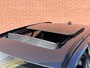 Volvo XC40 2.0 B4 Plus Dark Mild hybrid, Automaat, Panoramadak, Stoel- en stuurverwarming, Park assist voor- en achter, Parkeercamera,