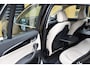 BMW X1 sDrive20i Centennial High Executive * Head-up * Sportstoelen * Trekhaak * LED * Sfeerverlichting *