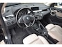 BMW X1 sDrive20i Centennial High Executive * Head-up * Sportstoelen * Trekhaak * LED * Sfeerverlichting *