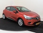 Renault Clio 1.2 TCe Intens | airco automatisch | audio-navigatie full map | cruise control | lederen/stof bekleding | LED koplampen | lichtmetalen velgen 16" |