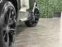 Volvo XC60 T6 AWD Recharge Plus Black Edition | Trekhaak | 360° Camera | Harman Kardon | Adaptieve Cruise Control | Stoelverwarming voor+achter | Stuurwielverwarming | Schuifdak | Full LED Meesturende koplampen | Pilot Assist | BLIS Dode Hoek Detectie | Elektrische voorstoelen geheugen | R-Design Contour stoelen met wit stiksel en bies | Zitting verlenging voorstoelen | 21 Inch | Google Infotainment | Keyless Drive | Elektrisch bedienbare achterklep | DAB Radio | Apple Carplay/Android Auto | Alarm Klasse III | Draadloos telefoon opladen | Volvo On Call met mobiele App functie | Onyx Black Metallic |