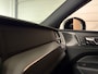 Volvo XC60 T6 AWD Recharge Plus Black Edition | Trekhaak | 360° Camera | Harman Kardon | Adaptieve Cruise Control | Stoelverwarming voor+achter | Stuurwielverwarming | Schuifdak | Full LED Meesturende koplampen | Pilot Assist | BLIS Dode Hoek Detectie | Elektrische voorstoelen geheugen | R-Design Contour stoelen met wit stiksel en bies | Zitting verlenging voorstoelen | 21 Inch | Google Infotainment | Keyless Drive | Elektrisch bedienbare achterklep | DAB Radio | Apple Carplay/Android Auto | Alarm Klasse III | Draadloos telefoon opladen | Volvo On Call met mobiele App functie | Onyx Black Metallic |