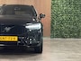Volvo XC60 T6 AWD Recharge Plus Black Edition | Trekhaak | 360° Camera | Harman Kardon | Adaptieve Cruise Control | Stoelverwarming voor+achter | Stuurwielverwarming | Schuifdak | Full LED Meesturende koplampen | Pilot Assist | BLIS Dode Hoek Detectie | Elektrische voorstoelen geheugen | R-Design Contour stoelen met wit stiksel en bies | Zitting verlenging voorstoelen | 21 Inch | Google Infotainment | Keyless Drive | Elektrisch bedienbare achterklep | DAB Radio | Apple Carplay/Android Auto | Alarm Klasse III | Draadloos telefoon opladen | Volvo On Call met mobiele App functie | Onyx Black Metallic |