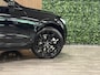 Volvo XC60 T6 AWD Recharge Plus Black Edition | Trekhaak | 360° Camera | Harman Kardon | Adaptieve Cruise Control | Stoelverwarming voor+achter | Stuurwielverwarming | Schuifdak | Full LED Meesturende koplampen | Pilot Assist | BLIS Dode Hoek Detectie | Elektrische voorstoelen geheugen | R-Design Contour stoelen met wit stiksel en bies | Zitting verlenging voorstoelen | 21 Inch | Google Infotainment | Keyless Drive | Elektrisch bedienbare achterklep | DAB Radio | Apple Carplay/Android Auto | Alarm Klasse III | Draadloos telefoon opladen | Volvo On Call met mobiele App functie | Onyx Black Metallic |