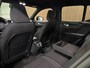 Volvo XC40 Recharge Core | 96% SoH | Stoel en Stuurwielverwarming | Parkeercamera | Parkeersensoren voor+achter | Zitting verlenging voorstoelen | Draadloos telefoon opladen | Google Infotainment | Warmtepomp | Elektrisch inklapbare buitenspiegels | Regensensor | Cruise Control | 19 Inch | Climate Control L+R | DAB Radio | Apple Carplay/Android Auto | Volvo On Call met mobiele App functionaliteit |
