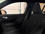 Volvo XC40 Recharge Core | 96% SoH | Stoel en Stuurwielverwarming | Parkeercamera | Parkeersensoren voor+achter | Zitting verlenging voorstoelen | Draadloos telefoon opladen | Google Infotainment | Warmtepomp | Elektrisch inklapbare buitenspiegels | Regensensor | Cruise Control | 19 Inch | Climate Control L+R | DAB Radio | Apple Carplay/Android Auto | Volvo On Call met mobiele App functionaliteit |