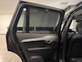 Volvo XC90 T8 AWD Recharge Ultra Dark | Luchtvering | Trekhaak | 360 Camera | Head-Up Display | Harman Kardon | 455pk | Adaptieve Cruise Control | Stoelverwarming voor+achter | Stuurwielverwarming | Schuifdak | Full LED Meesturende koplampen | Pilot Assist | BLIS Dode Hoek Detectie | Alcantara hemelbekleding | Lederen zonnekleppen en handgrepen | Elektrische voorstoelen geheugen | Lederen bekleding | Zitting verlenging voorstoelen | Lederen dashboard | 20 Inch | Google Infotainment | Keyless Drive | Privacy Glass | Elektrisch bedienbare achterklep | Geïntegreerd kinderzitje achterin | Geïntegreerde zongordijnen achterportieren | Verlichte instaplijsten | 7-Persoons | 4-Zone Climate Control | DAB Radio | Apple Carplay/Android Auto | Alarm Klasse III | Onyx Black Metallic |